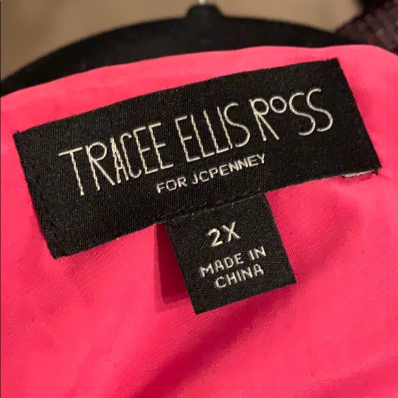 Top - Picture 3 of 3